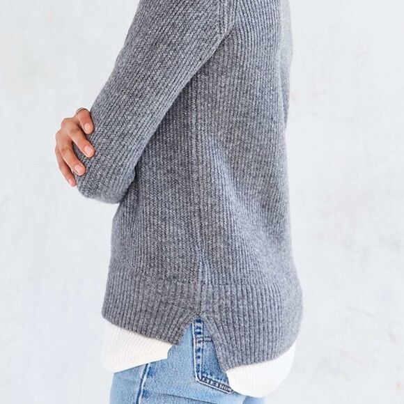 UNIF x UO Waffle Knit Sweater - Picture 2 of 4